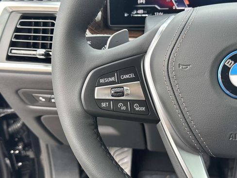 New 2026 BMW X5 xDrive50e w/ Premium Package image 29