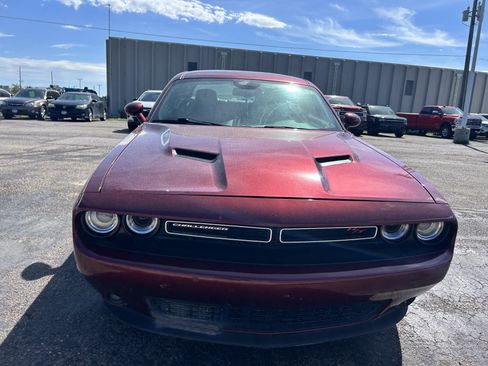 Used 2018 Dodge Challenger R/T Plus RWD image 7