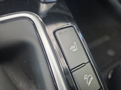 Certified 2024 Kia Seltos EX FWD image 23