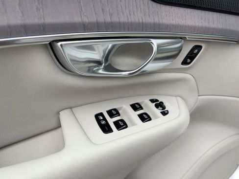 New 2026 Volvo XC90 T8 Ultra w/ Protection Package Premier AWD/4WD image 11
