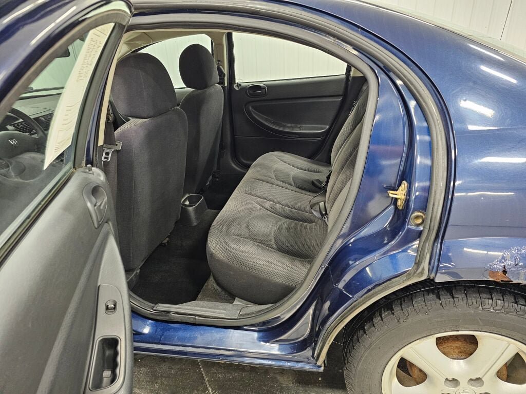 Used 2006 Dodge Stratus SXT FWD image 12