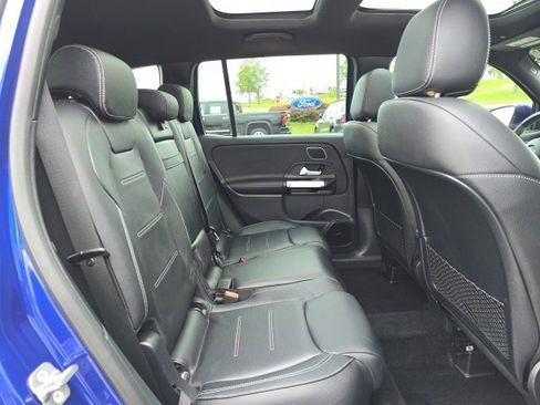 Used 2023 Mercedes-Benz GLB 35 AMG 4MATIC image 19