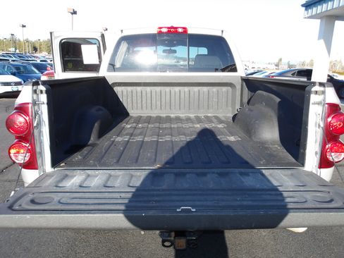Used 2008 Dodge Ram 2500 Truck SLT w/ Popular Equipment Group image 11