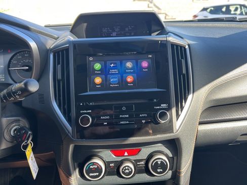 Used 2020 Subaru Crosstrek 2.0i Premium image 5