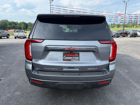 Used 2021 GMC Yukon AT4 w/ AT4 Premium Package AWD/4WD image 5
