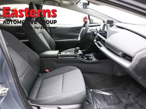 Used 2024 Toyota Prius LE image 21