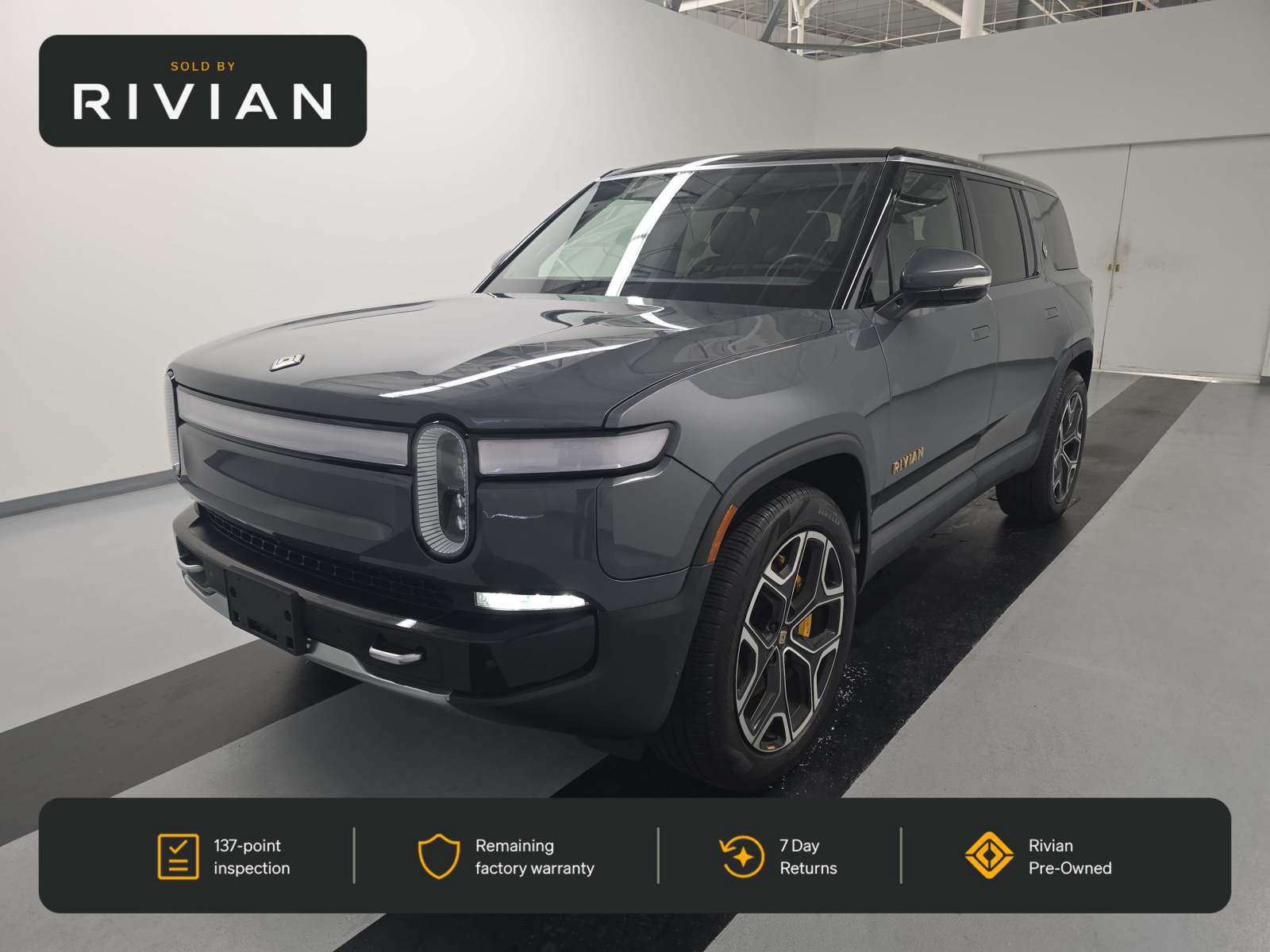 Used 2022 Rivian R1S Launch Edition Quad AWD/4WD image 1