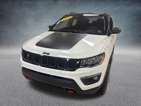 Used 2021 Jeep Compass Trailhawk AWD/4WD image 2