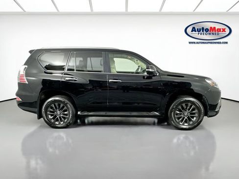 Used 2020 Lexus GX 460 Premium w/ Premium Package image 10