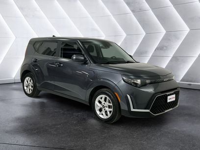 Used 2023 Kia Soul S