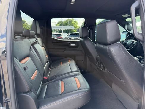 Used 2022 GMC Sierra 1500 AT4 w/ Technology Package AWD/4WD image 20