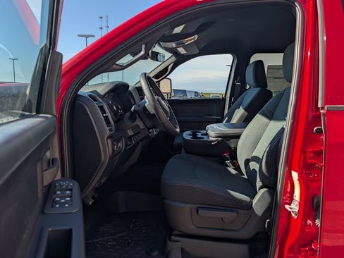 New 2026 RAM 2500 Tradesman AWD/4WD image 5