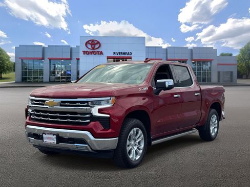 Used 2025 Chevrolet Silverado 1500 LTZ w/ LTZ Premium Package AWD/4WD image 1