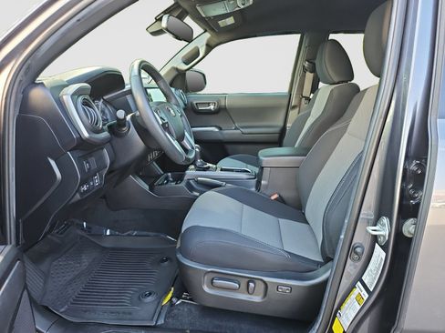 Used 2021 Toyota Tacoma TRD Sport RWD image 20