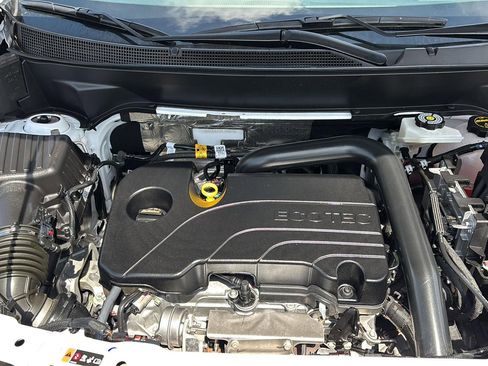 Used 2026 Chevrolet Equinox LT FWD image 28