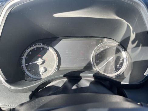 Used 2022 Toyota Highlander Limited image 17