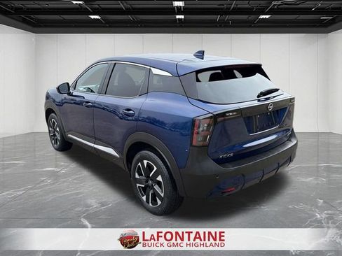 Used 2025 Nissan Kicks SV image 6