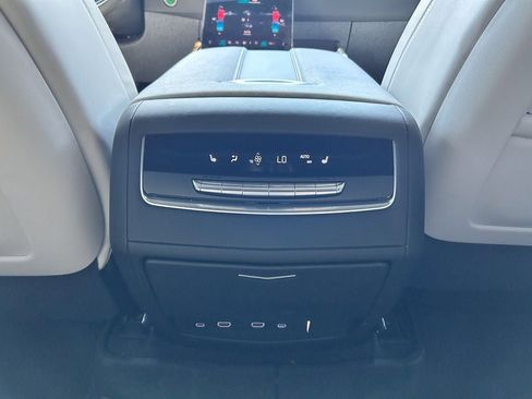 Used 2025 Cadillac Escalade Sport Platinum AWD/4WD image 44