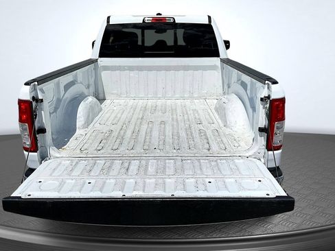 Used 2020 RAM 1500 Big Horn AWD/4WD image 7