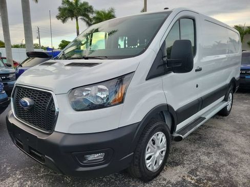 Used 2025 Ford Transit 250 Low Roof w/ Exterior Upgrade Package RWD image 33