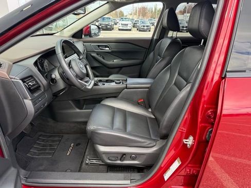 Used 2021 Nissan Rogue SL w/ Premium Package image 17