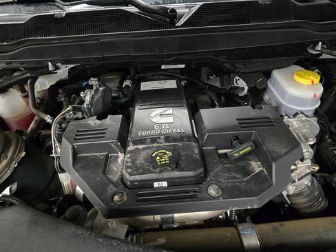 Used 2024 RAM 2500 Laramie w/ Safety Group AWD/4WD image 15