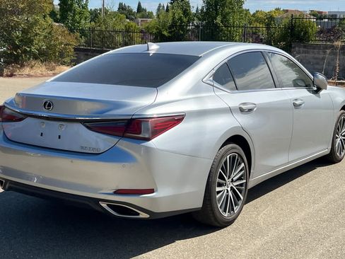 Certified 2023 Lexus ES 350 w/ Premium Package FWD image 2