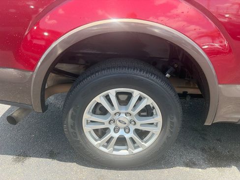 Used 2016 Ford F150 Lariat w/ Equipment Group 501A Mid RWD image 10