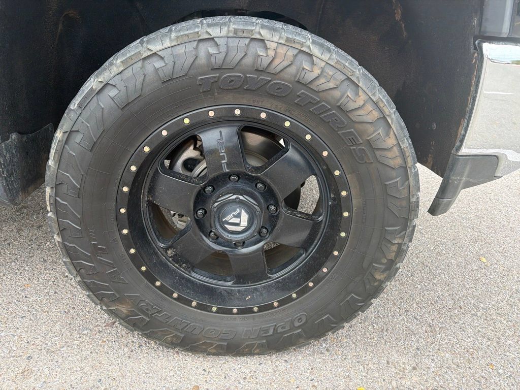 Used 2020 Chevrolet Silverado 2500 LTZ w/ LTZ Convenience Package AWD/4WD image 5