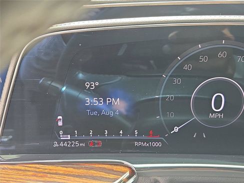 Used 2022 Cadillac Escalade Luxury AWD/4WD image 26