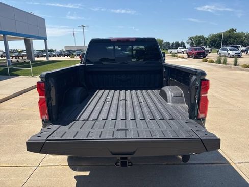 New 2026 Chevrolet Silverado 2500 LTZ w/ LTZ Premium Package AWD/4WD image 18