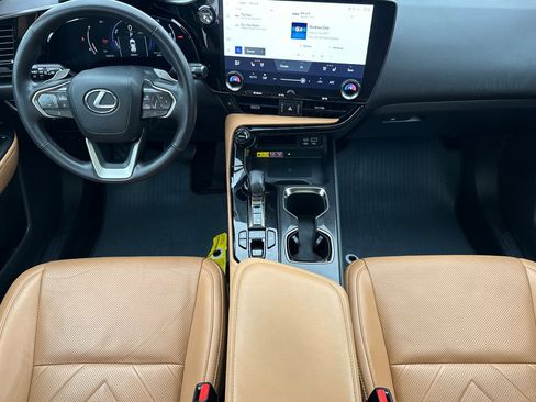 Used 2022 Lexus NX 300h AWD image 10