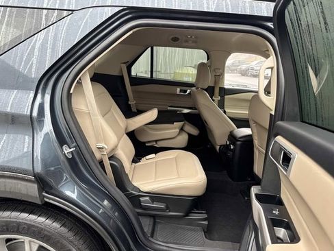 Certified 2022 Ford Explorer XLT w/ Equipment Group 202A image 12