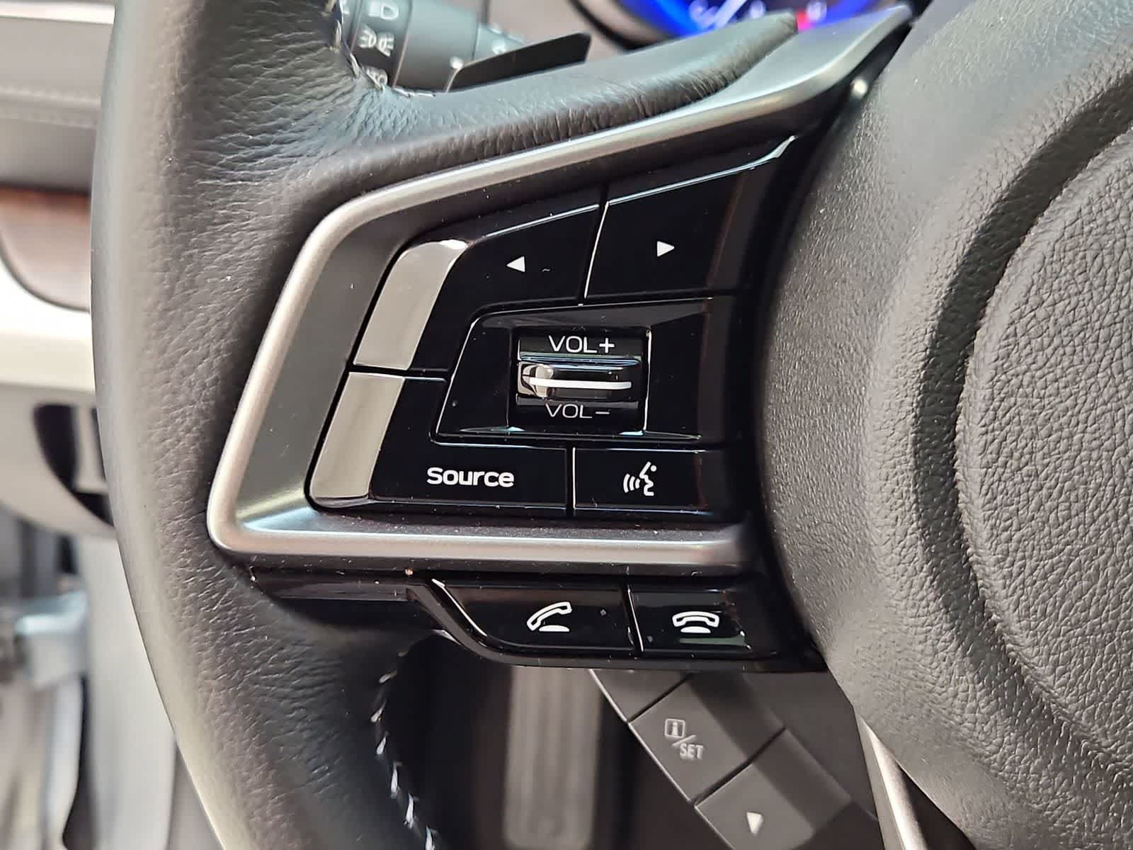 Used 2018 Subaru Outback 2.5i Limited AWD/4WD image 13