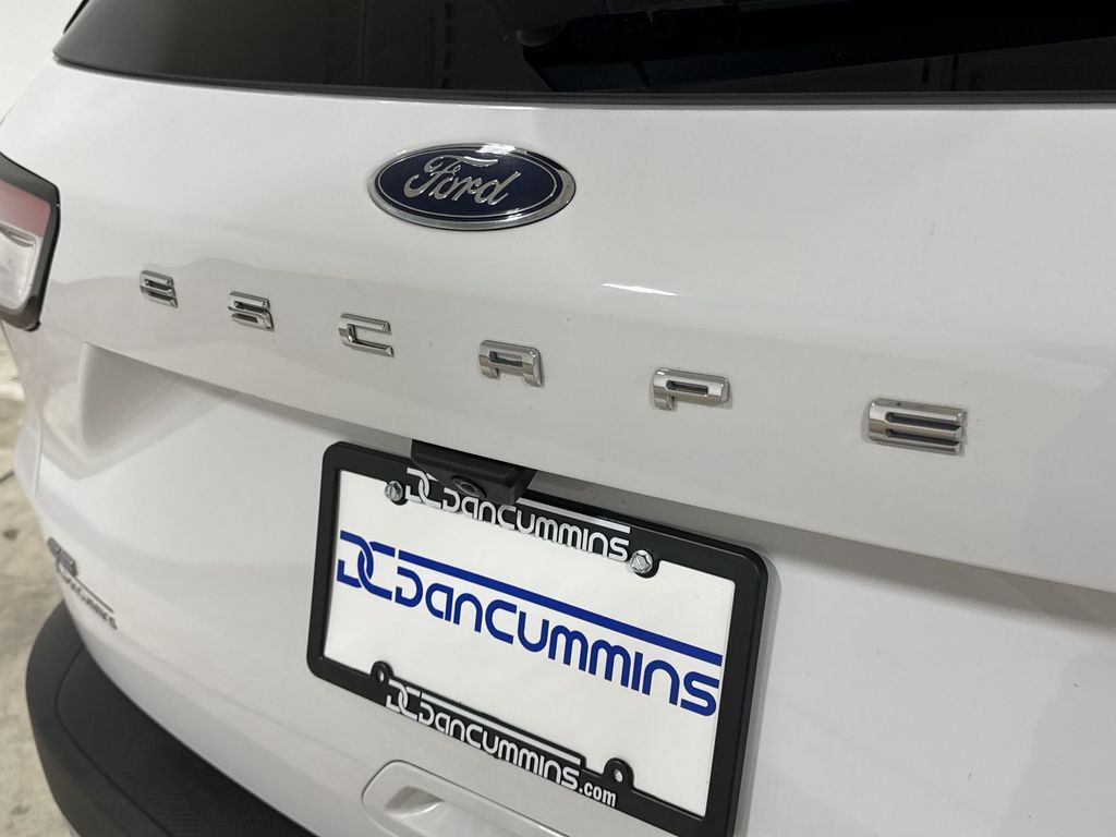 Used 2022 Ford Escape SE AWD/4WD image 25