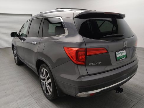 Used 2017 Honda Pilot Touring image 5