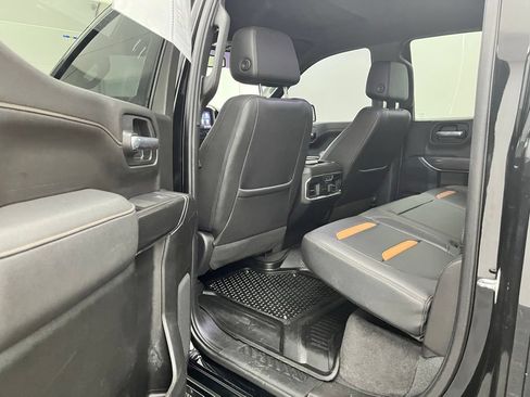 Used 2021 GMC Sierra 1500 AT4 w/ AT4 Premium Package AWD/4WD image 37