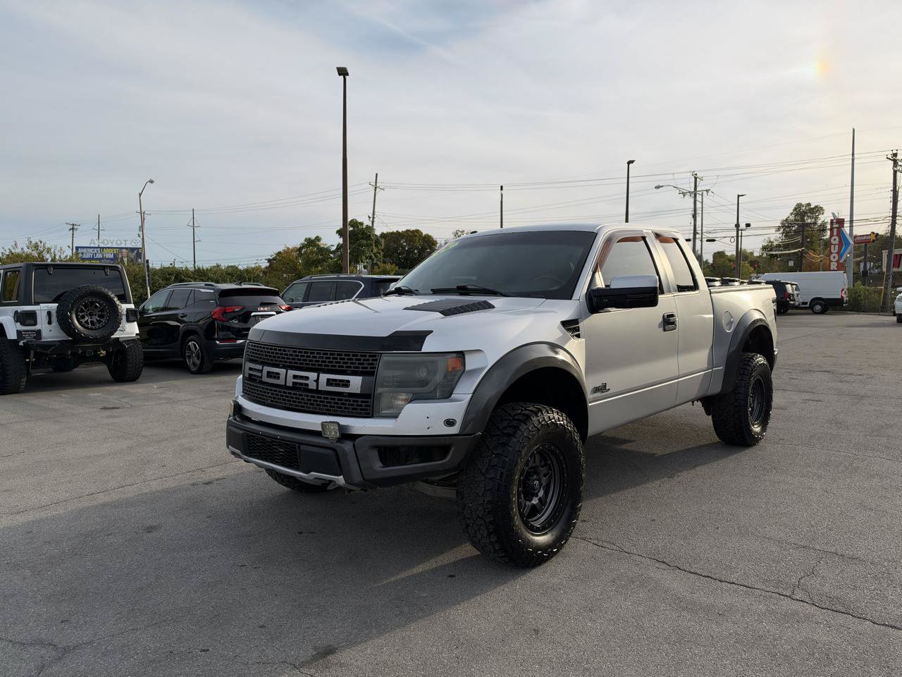 Used 2013 Ford F150 Raptor w/ Luxury Equipment Group AWD/4WD image 7