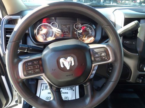 Used 2019 RAM 3500 Tradesman w/ Chrome Appearance Group image 23