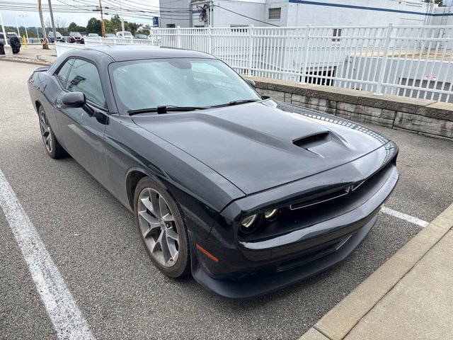 Used 2022 Dodge Challenger GT RWD image 2