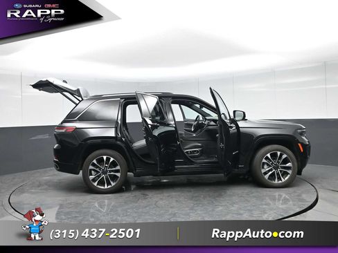 Used 2023 Jeep Grand Cherokee Overland w/ Luxury Tech Group IV AWD/4WD image 71