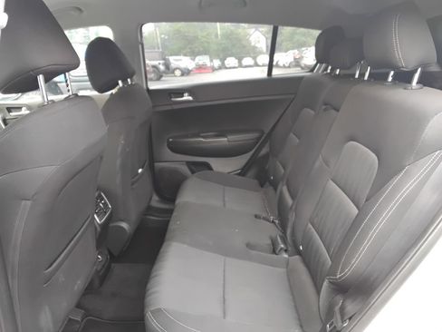 Used 2017 Kia Sportage LX FWD image 12
