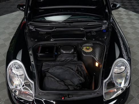 Used 2001 Porsche 911 Cabriolet image 3