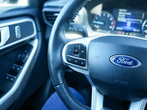 Certified 2023 Ford Explorer XLT AWD/4WD image 34