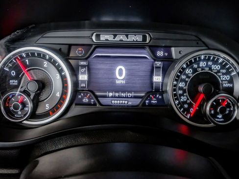 Used 2022 RAM 3500 Laramie AWD/4WD image 18
