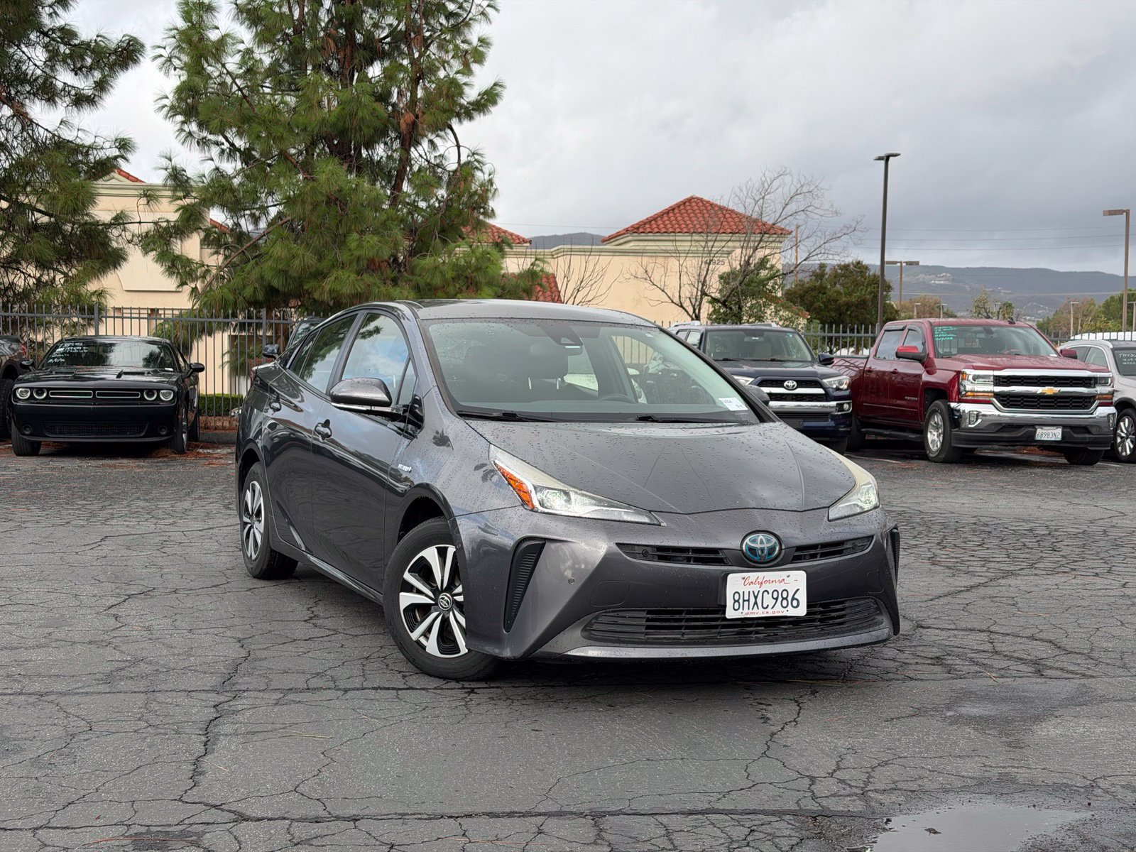 Used 2019 Toyota Prius LE w/ Carpet Mat Package FWD image 1
