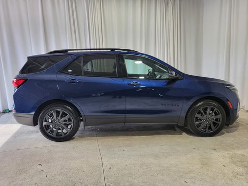 Certified 2022 Chevrolet Equinox RS w/ Infotainment Package image 4