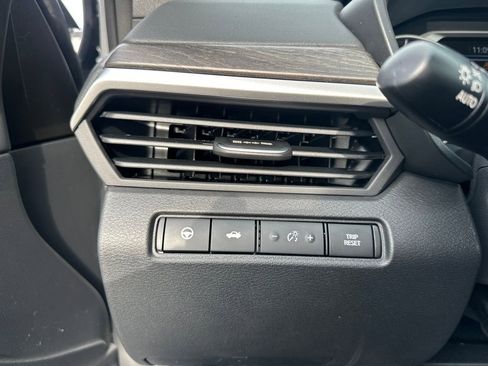 New 2025 Nissan Altima 2.5 SL image 10