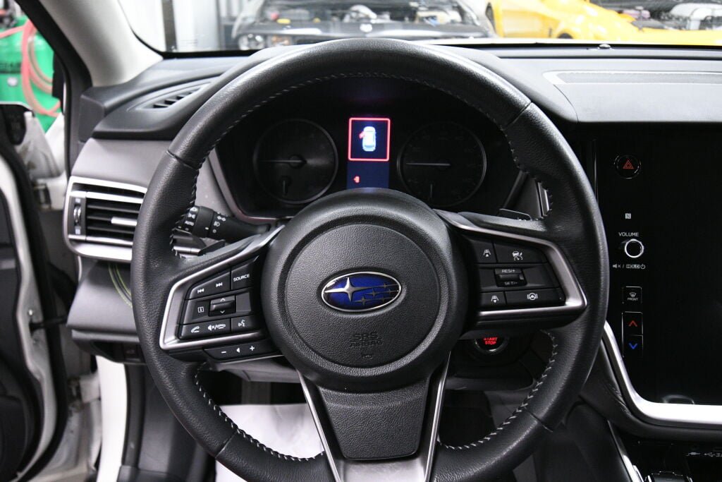 Used 2023 Subaru Outback Onyx Edition AWD/4WD image 13