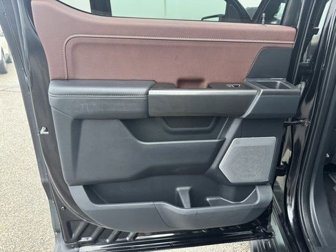 Used 2022 Ford F150 Lariat w/ Equipment Group 502A High image 26